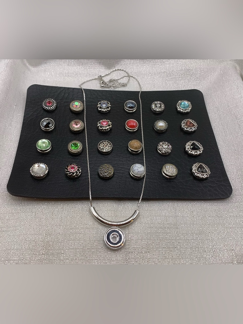 💗Necklace Set C - 24 PETITE 12mm/13mm Snap Button Charms on a Display Card